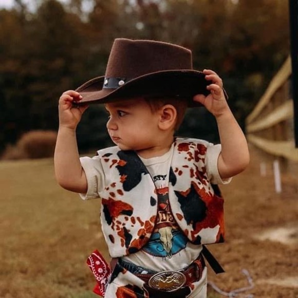 Meet your Posher, Lisa - Picture 1 of 1